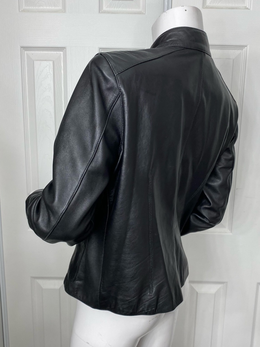 💯 Leather Button-Front Jacket - Picture 9 of 15